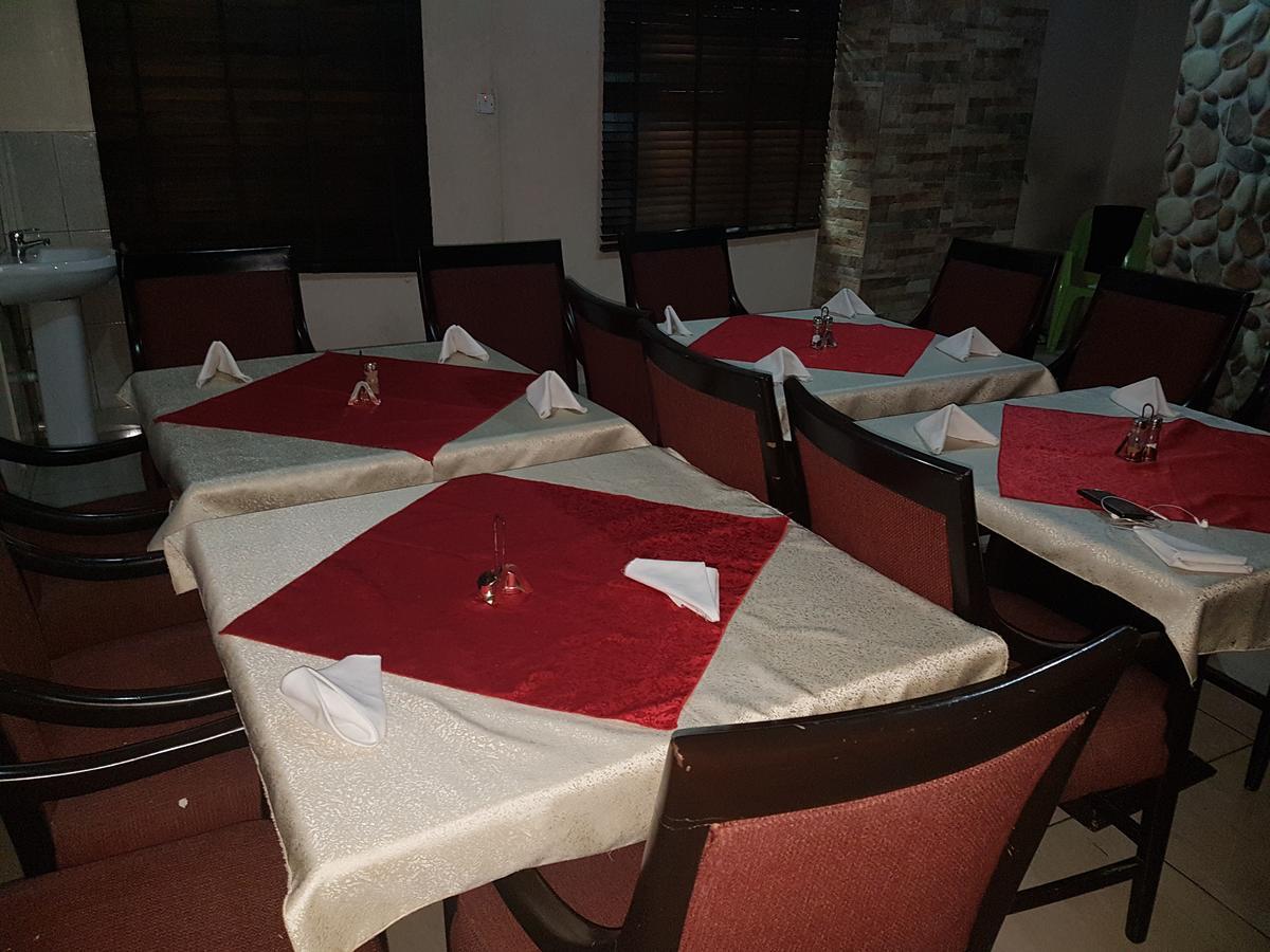 Royal Terrace Hotel & Towers Lagos Ngoại thất bức ảnh
